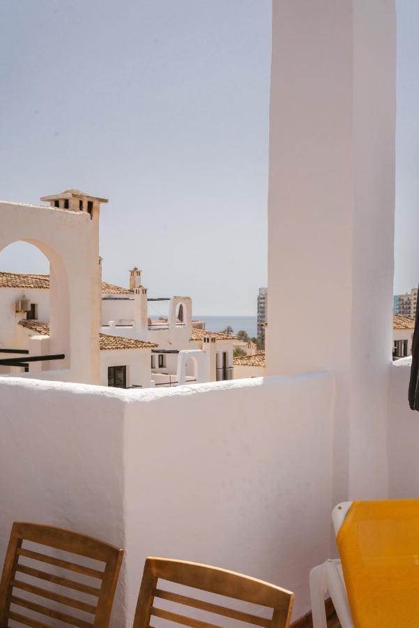 Freshly Renovated, Modern Penthouse Pueblo Evita! ベナルマデナ エクステリア 写真