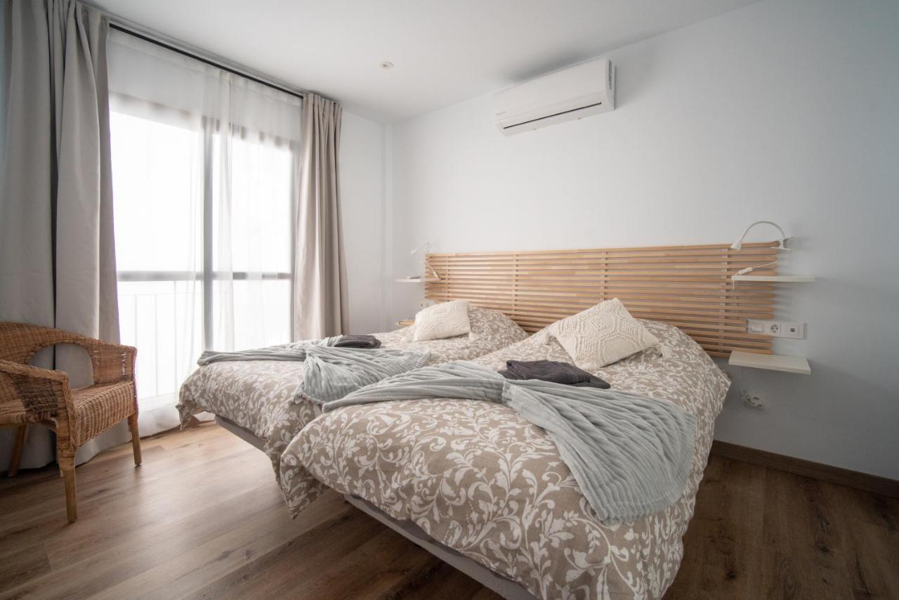 Freshly Renovated, Modern Penthouse Pueblo Evita! ベナルマデナ エクステリア 写真